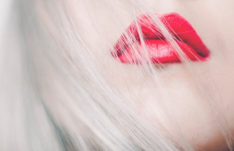 how to apply liquid lipstick,liquid lipstick mistakes to avoid, khaidja beauty