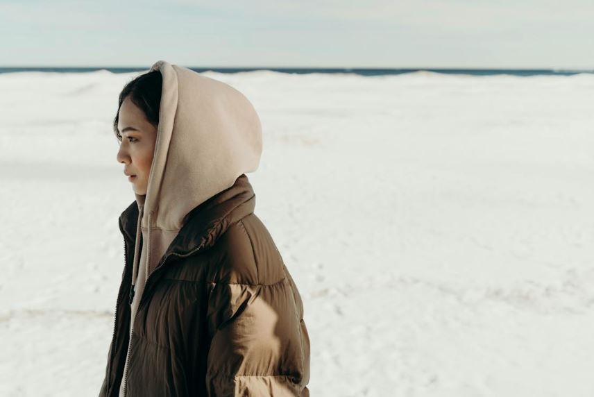 how to stay warm in winter